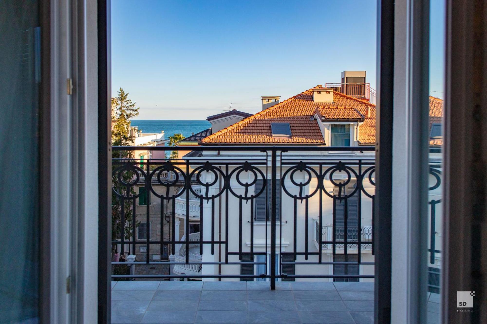 Hotel Villa Elena Varazze Exteriör bild